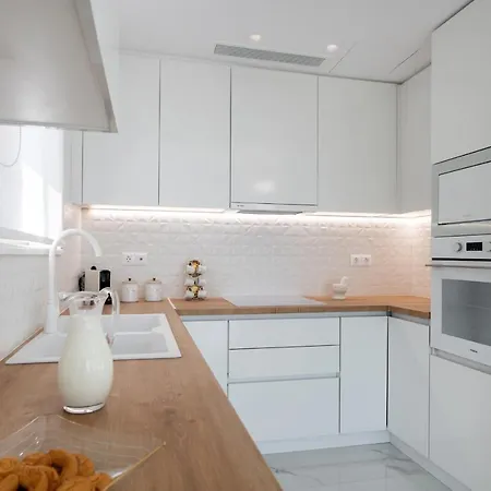 Villa Ouranos - Luxurius Modern Pool, Close To The *